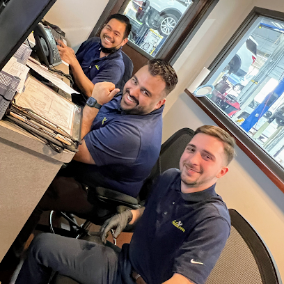 Adams Automotive - Houston Best Auto Repair Shop, Mercedes & BMW Car Mechanic TX