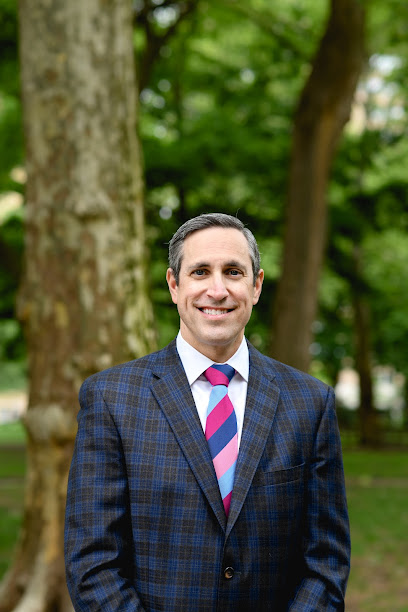 Laudenbach Periodontics and Dental Implants