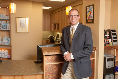 Thomas McKenny, DDS & Associates